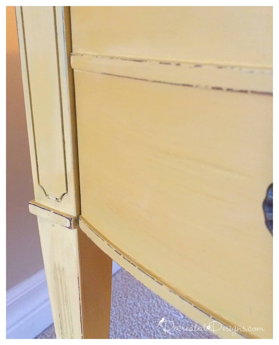 gorgeous yellow paint with distressing
