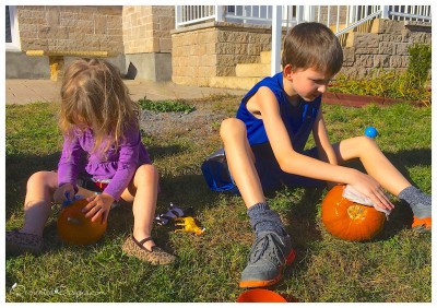 cleaning_pumpkins_before_painting