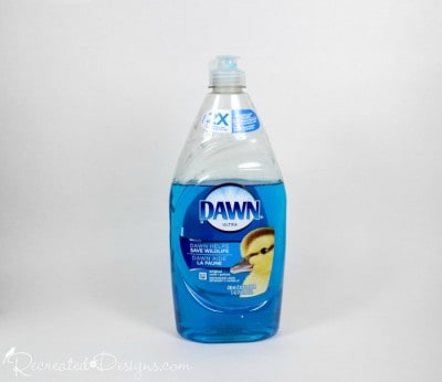 Dawn dish soap used for cleaning paint brushes
