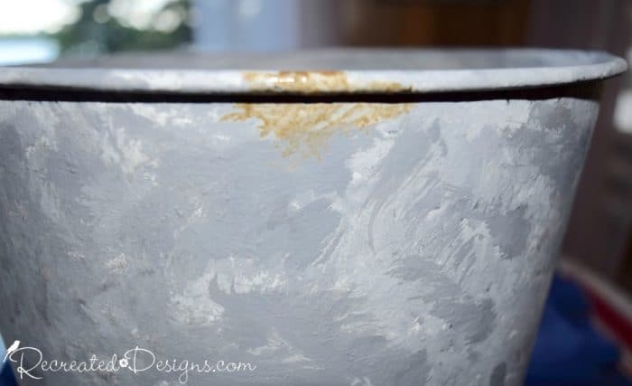 using Fusion Mineral Paint Antiquing Glaze to get a faux rust look