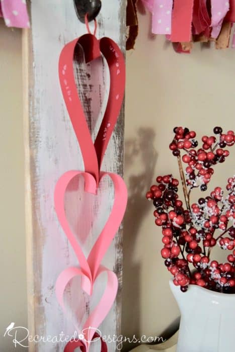 easy paper heart garland by Recreated Designs