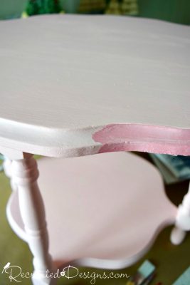 adding dark pink to table edge - Fusion Mineral Paint English Rose mixed with Fort York Red