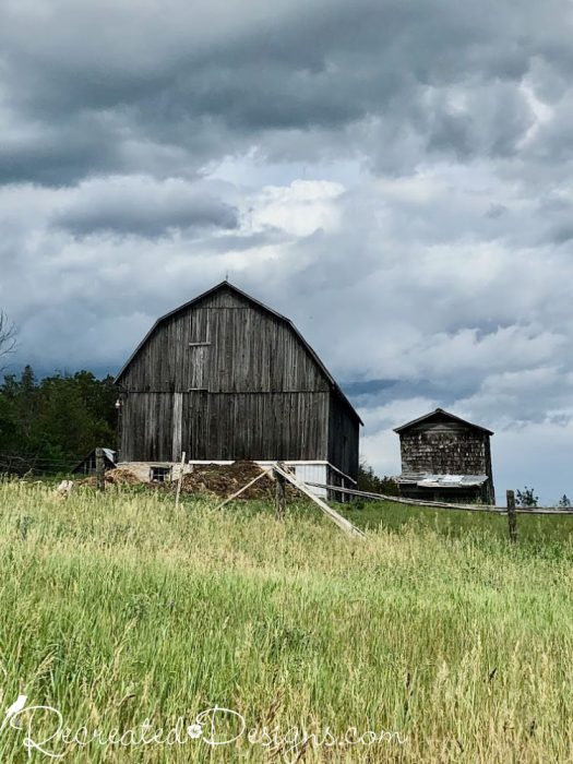 old barns in Eastern Ontario
