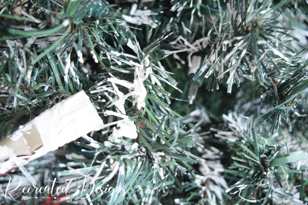 How To Make Your Christmas Tree Look Like You Spent a Fortune On It