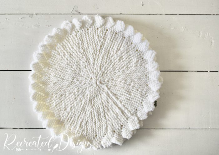 two doilies the same size round
